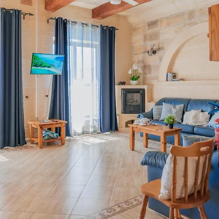 Ta Danjela 4 Bedroom With Private Pool Villa Xagħra